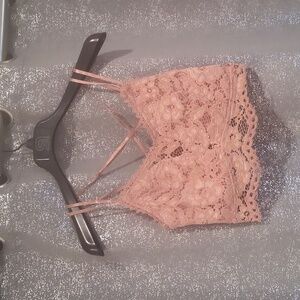 Size M lace bralette